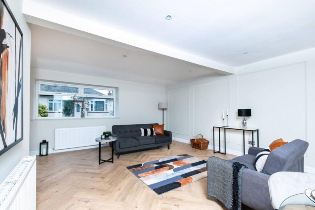 Property photo 3 of 23