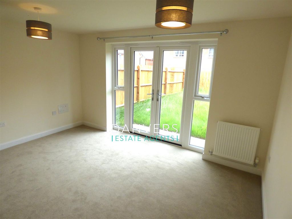 Property photo 2 of 7 P1220310.Jpg