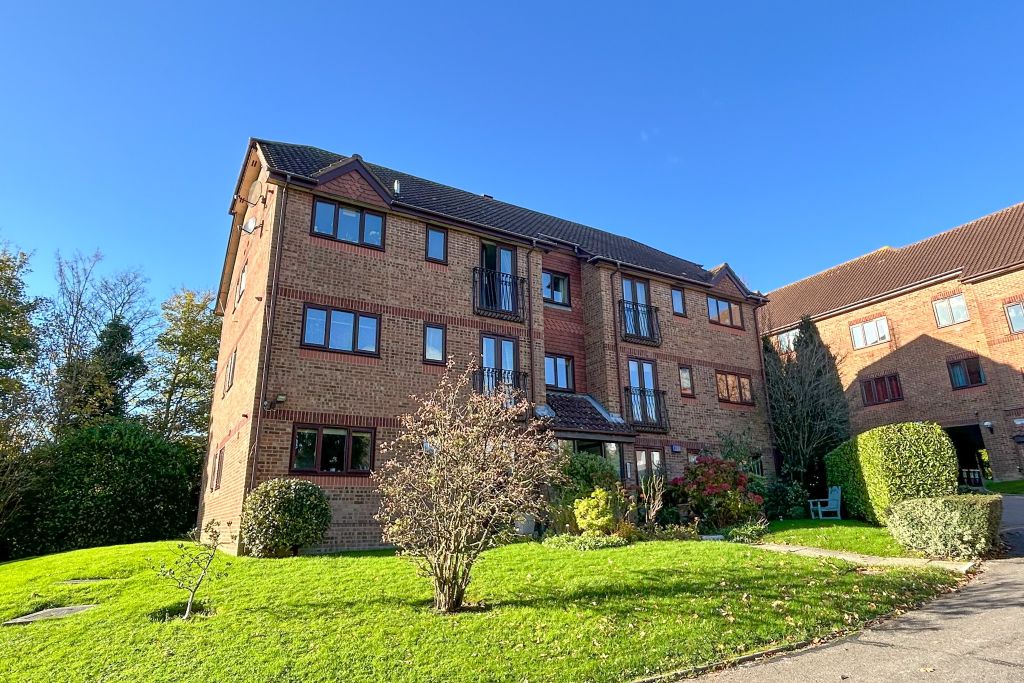 Property photo 1 of 8