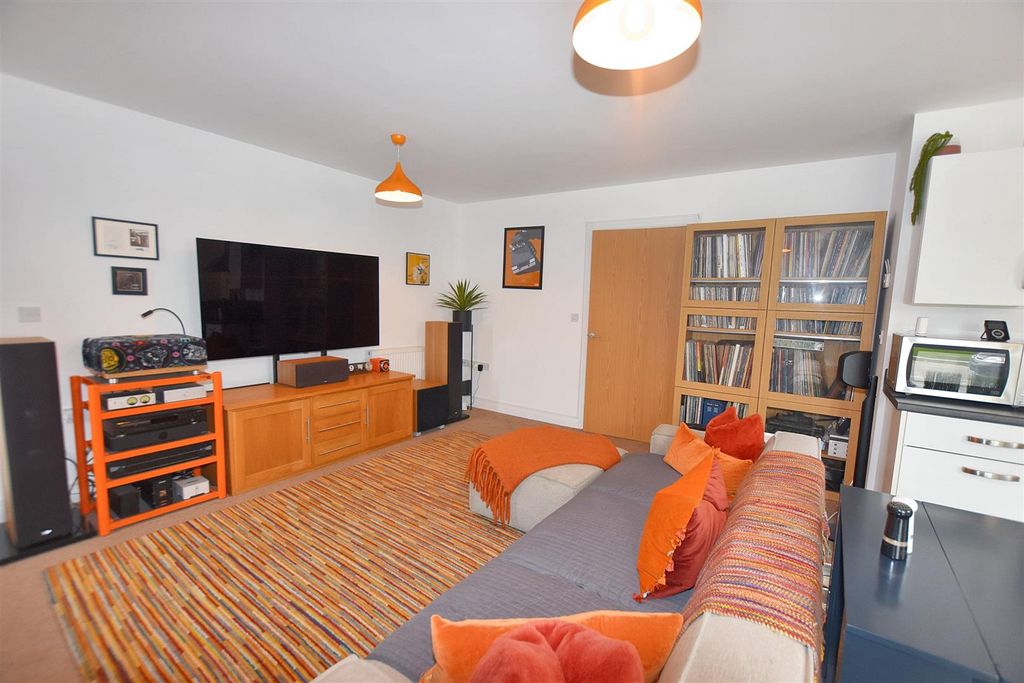 Property photo 2 of 17 Dsc_5314.Jpg