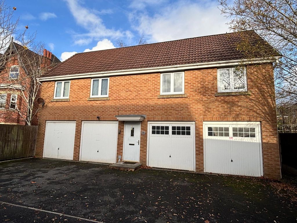 Property photo 1 of 10 Front 1