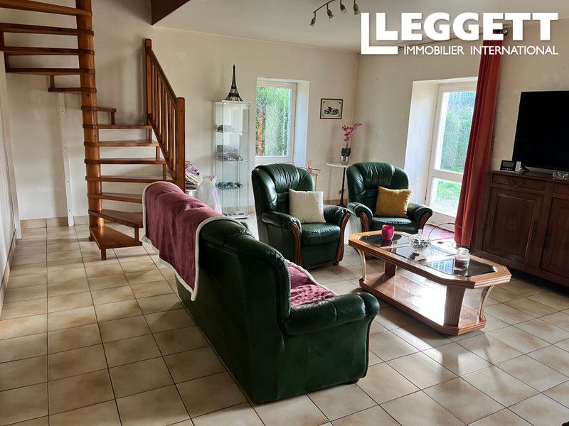 Property photo 3 of 10