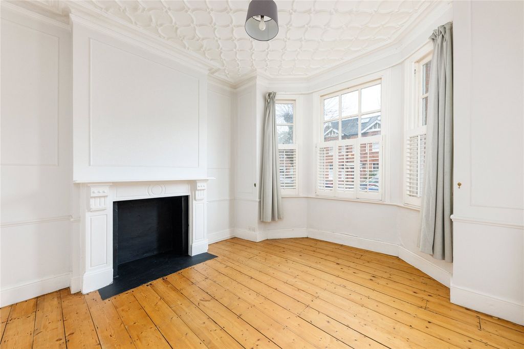 Property photo 2 of 12 Picture No. 05