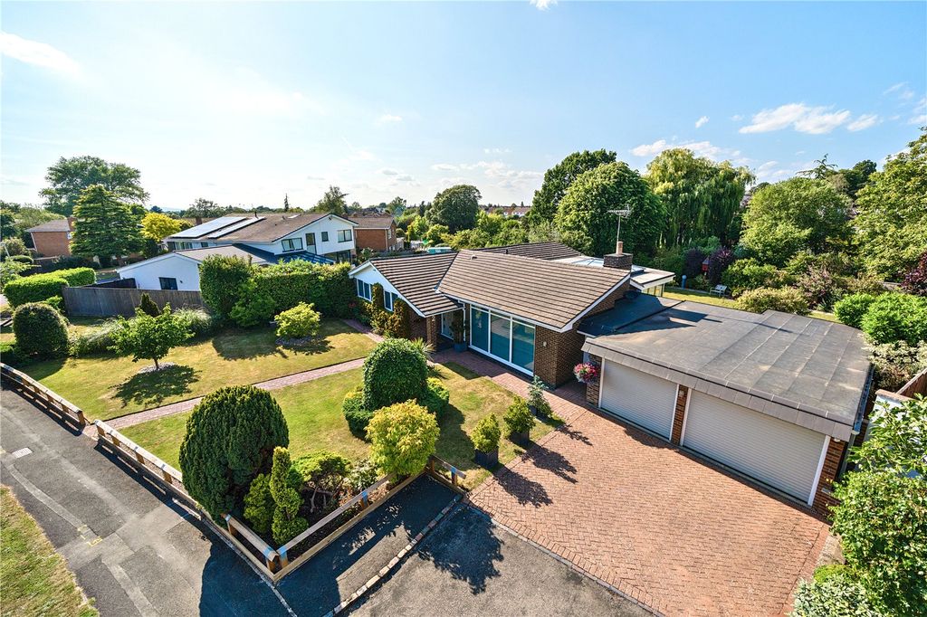 Property photo 1 of 31 Picture No. 34