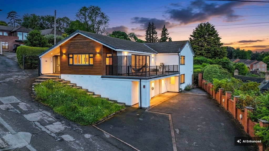 Property photo 1 of 30