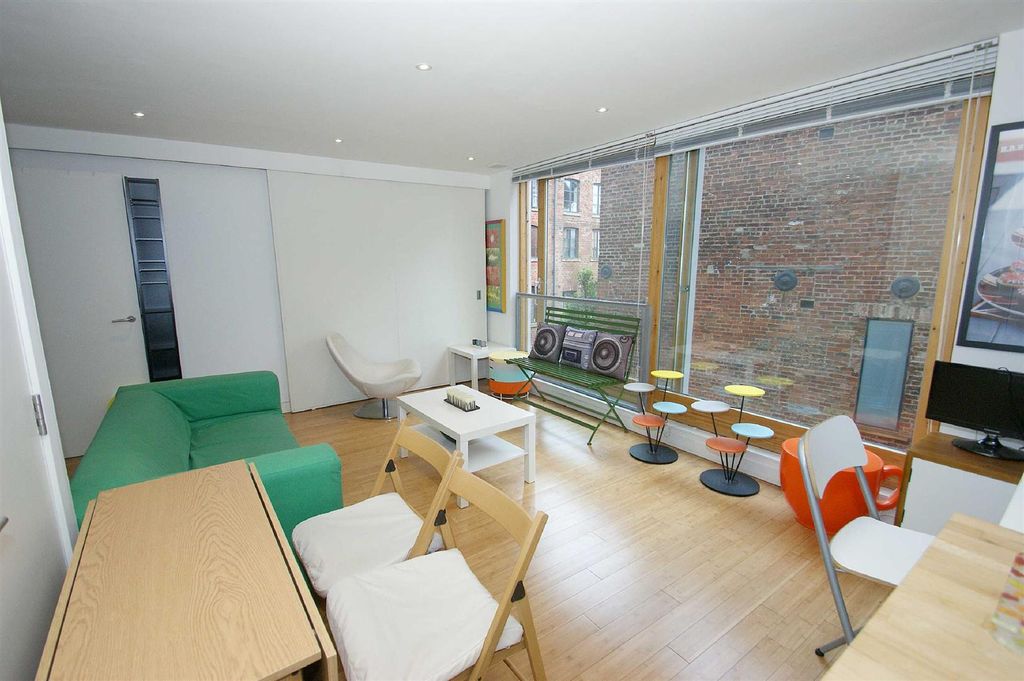 Property photo 3 of 8