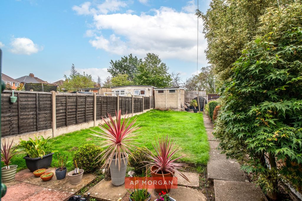 Property photo 3 of 10 Picture No. 09