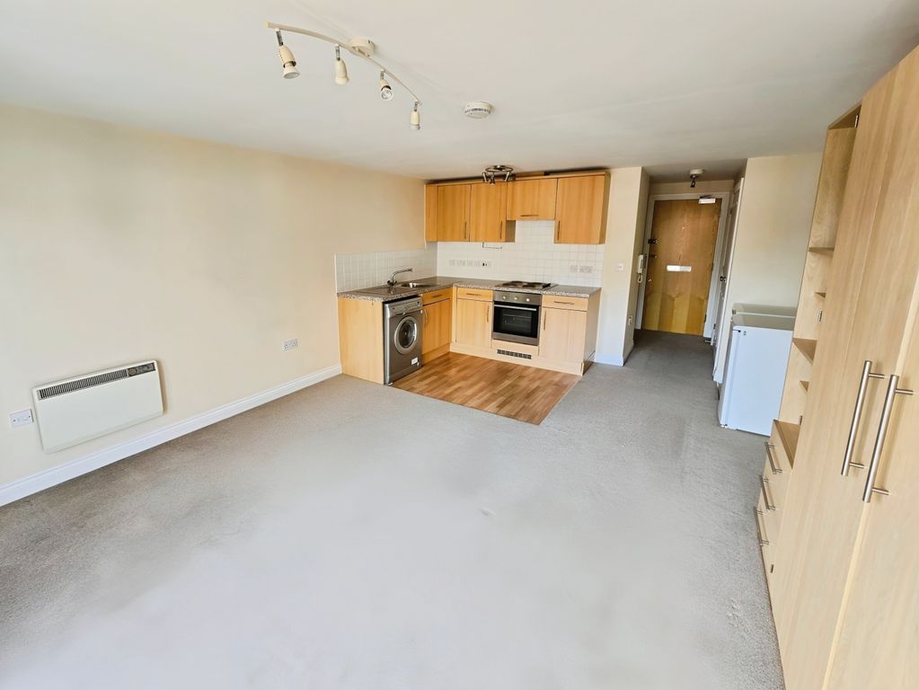 Property photo 2 of 9