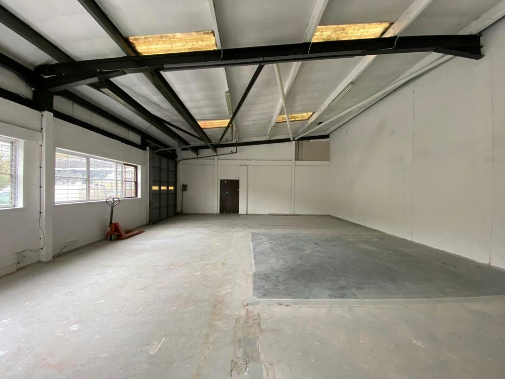 Property photo 3 of 5 3F47B542074542648024d70Afcb8958c.Jpg