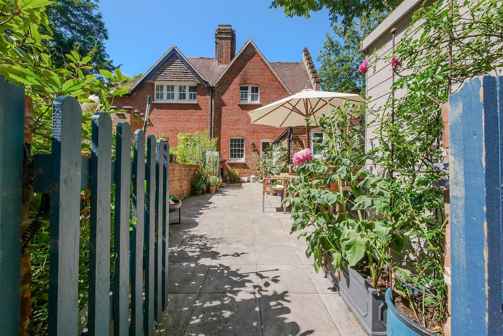 Property photo 2 of 17 Rear Garden