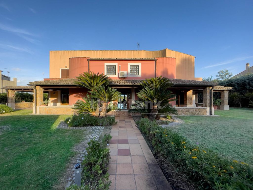 Property photo 1 of 77