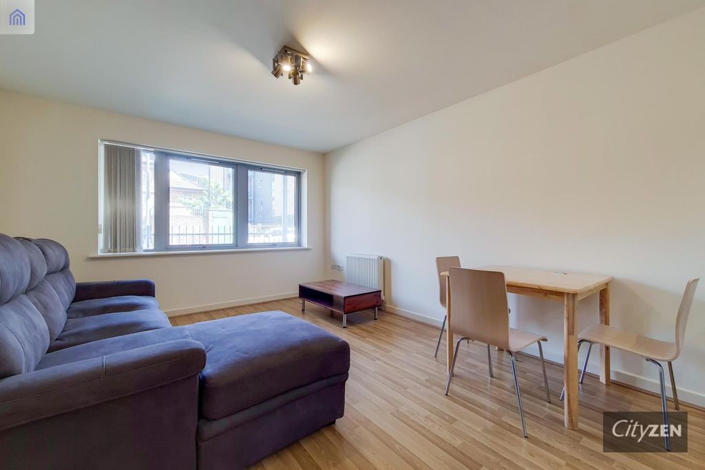 Property photo 2 of 10 Reception Room