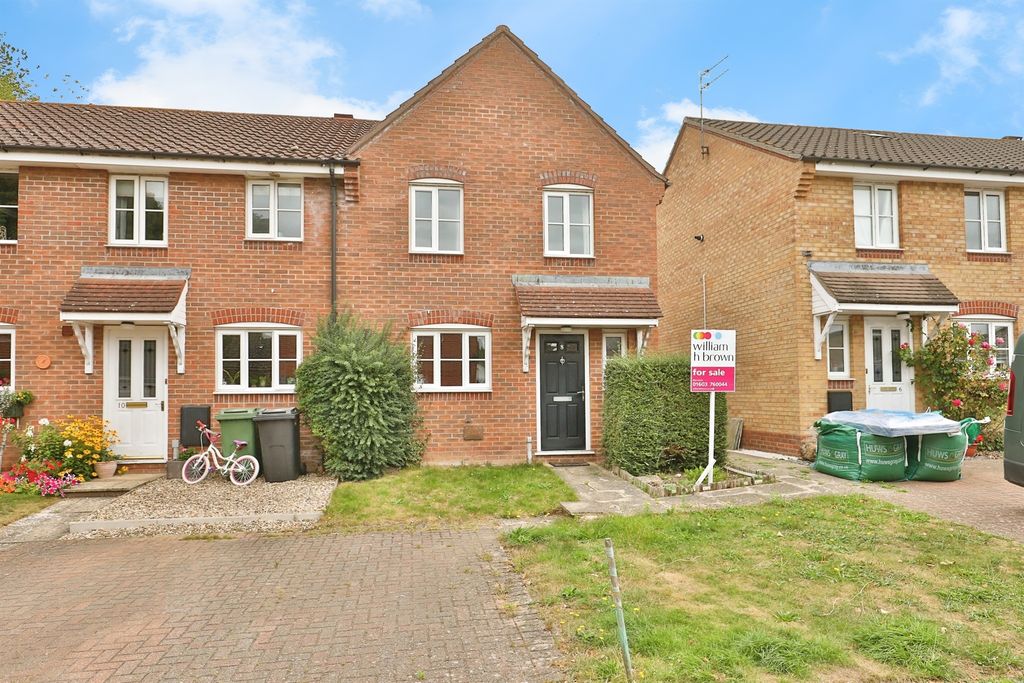 Property photo 1 of 17