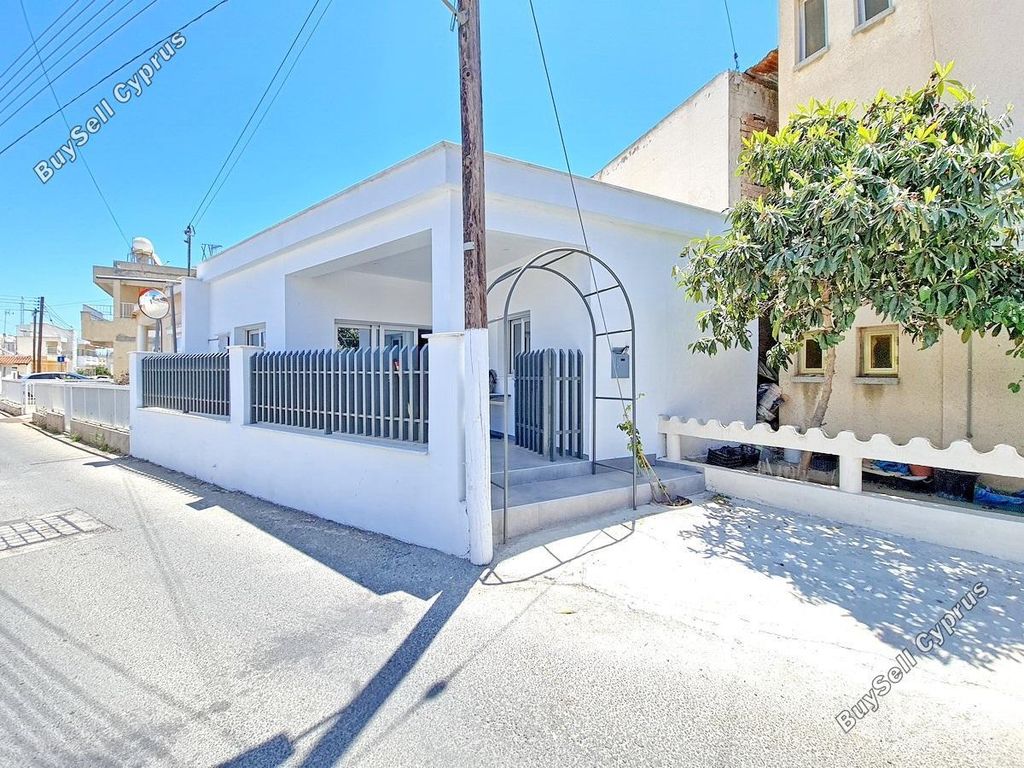 Property photo 1 of 22