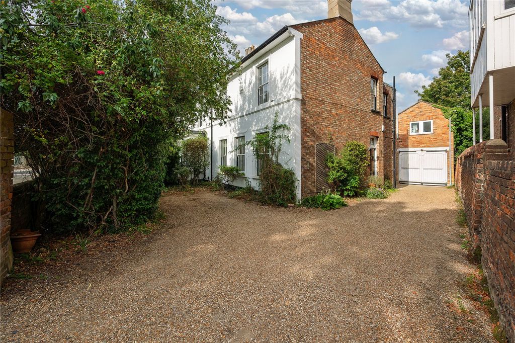 Property photo 1 of 28 Picture No. 05