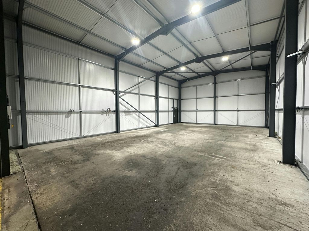 Property photo 3 of 8 Img_8924.Jpg