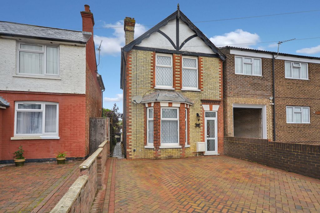 Property photo 1 of 21