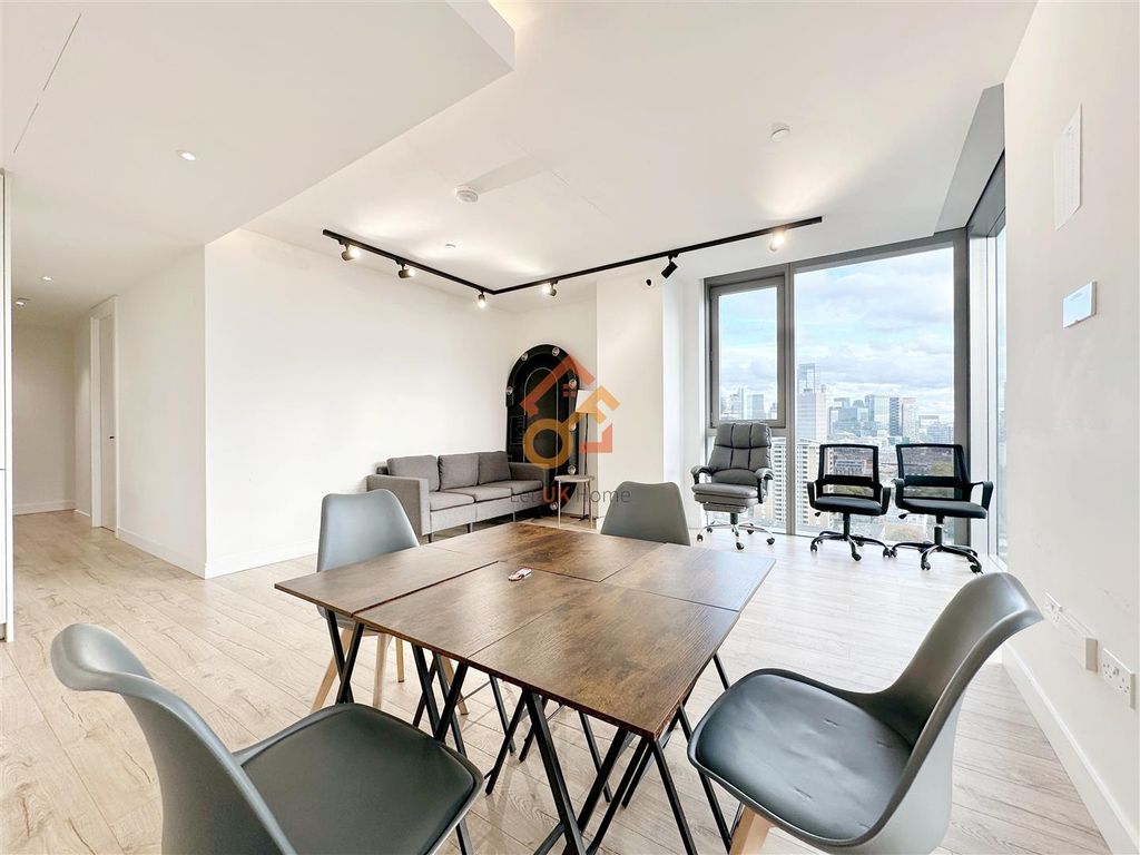 Property photo 3 of 40 ????_2025-10-22_122417_036.Jpg