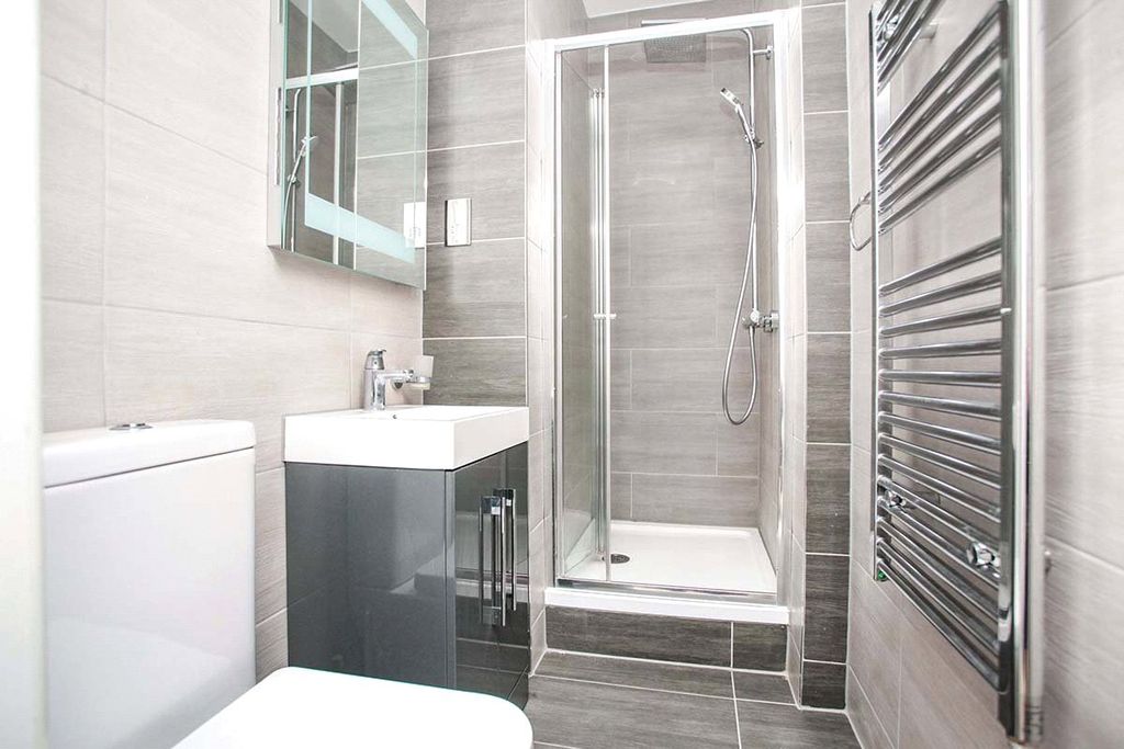 Property photo 3 of 8 Shower Room