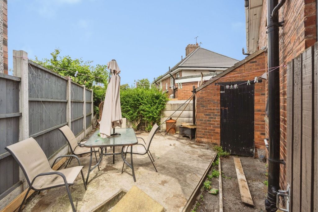 Property photo 3 of 15