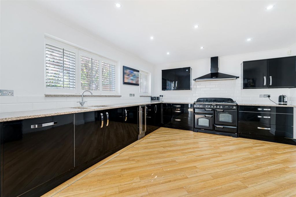 Additional image 7 of 4 bed detached house for saleStapleton Road, Formby, Liverpool L37