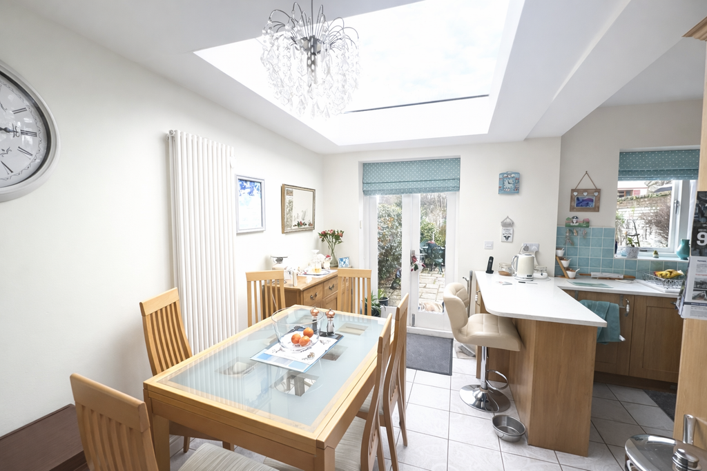 Property photo 2 of 21