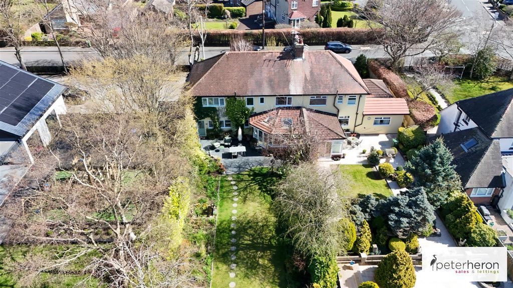 Property photo 2 of 29 Outside