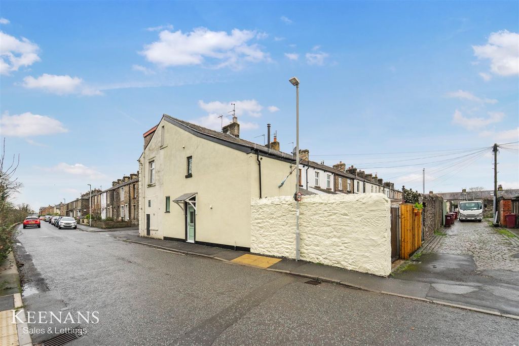 Property photo 3 of 30 3.Jpg