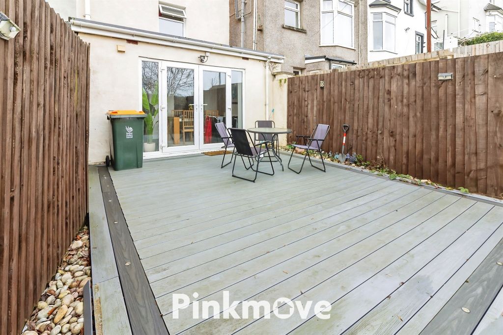 Property photo 2 of 22