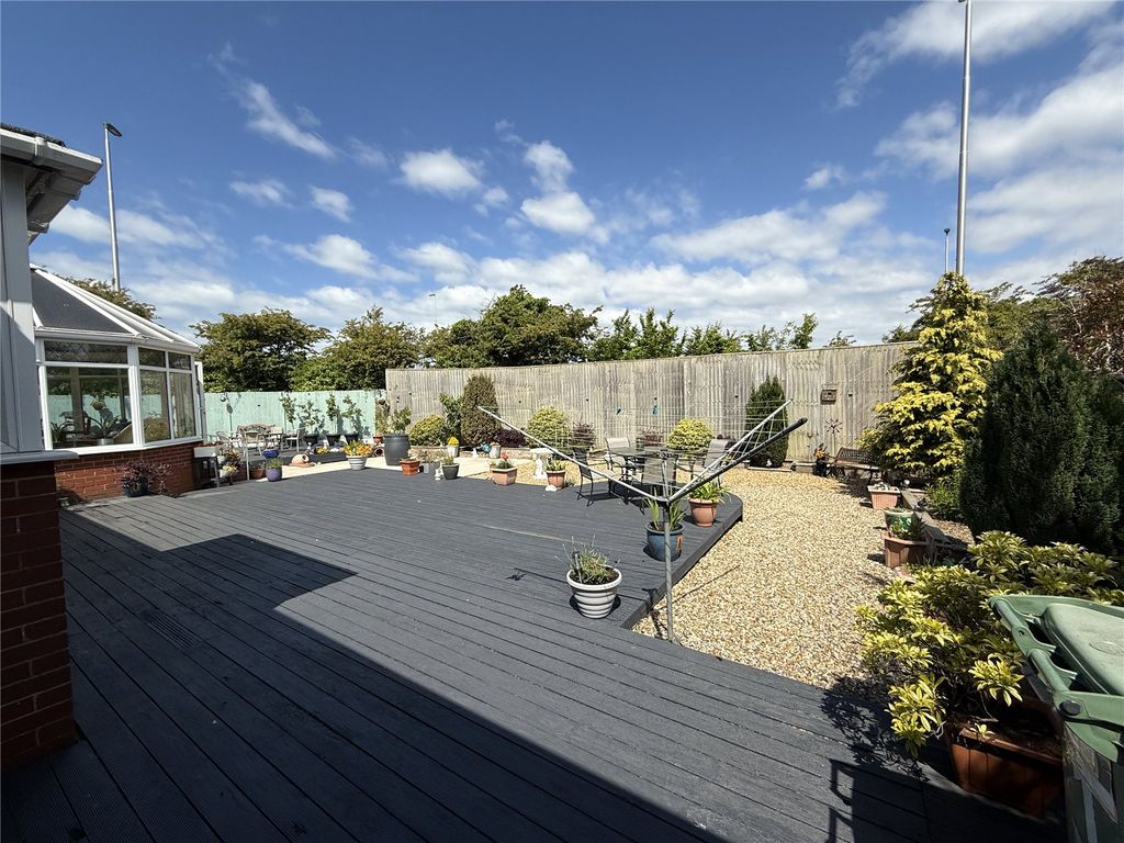 Property photo 2 of 20 Picture No. 08