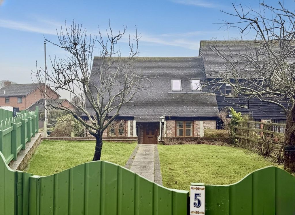 Property photo 3 of 39