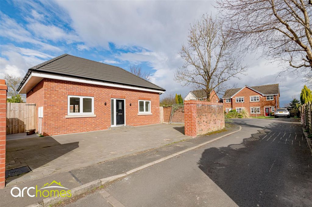 Property photo 1 of 23 Slacky-23.Jpg