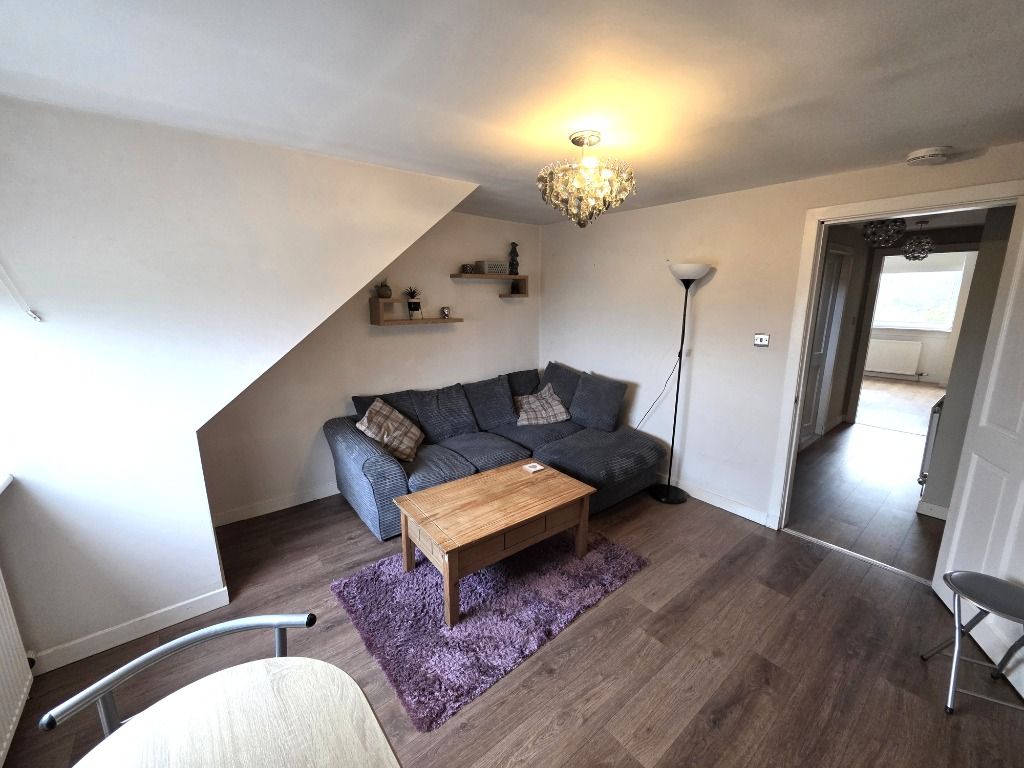 Property photo 2 of 8 Photo 2