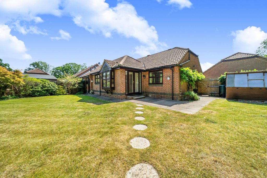 Property photo 2 of 19