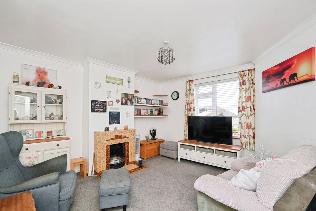 Property photo 3 of 16 Pbox-Img.Jpg