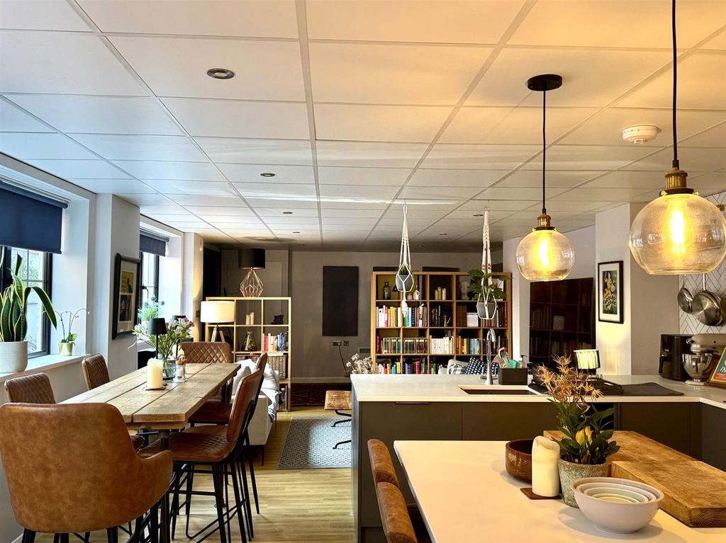 Property photo 2 of 20 Img_6421.Jpeg