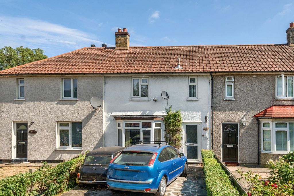 Property photo 1 of 16 1499613-15-6A6881...
