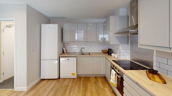 Property photo 3 of 19 9299078.Jpg