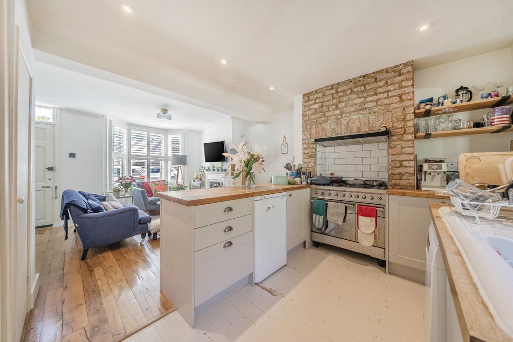 Property photo 1 of 12 1-6A7cd0282932B-2...