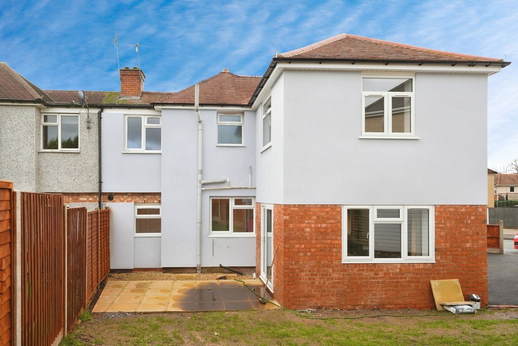 Property photo 1 of 19 Rear