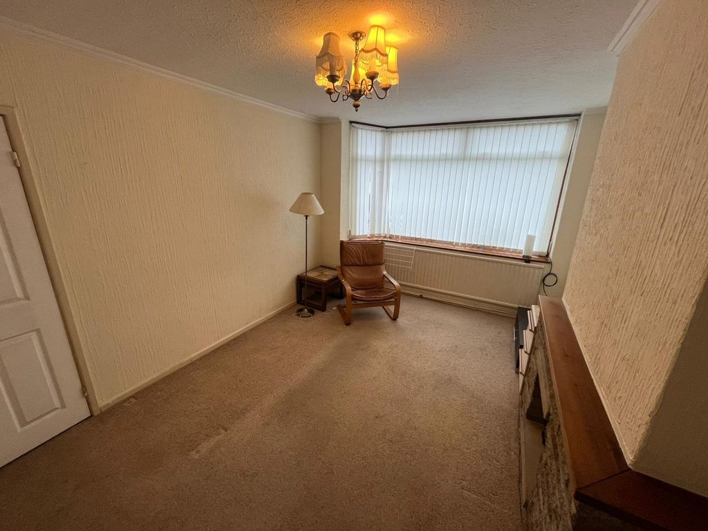 Property photo 3 of 12 Picture No. 15