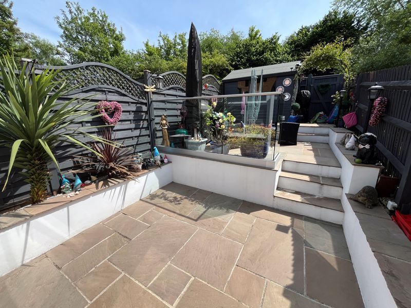 Property photo 3 of 13 Garden
