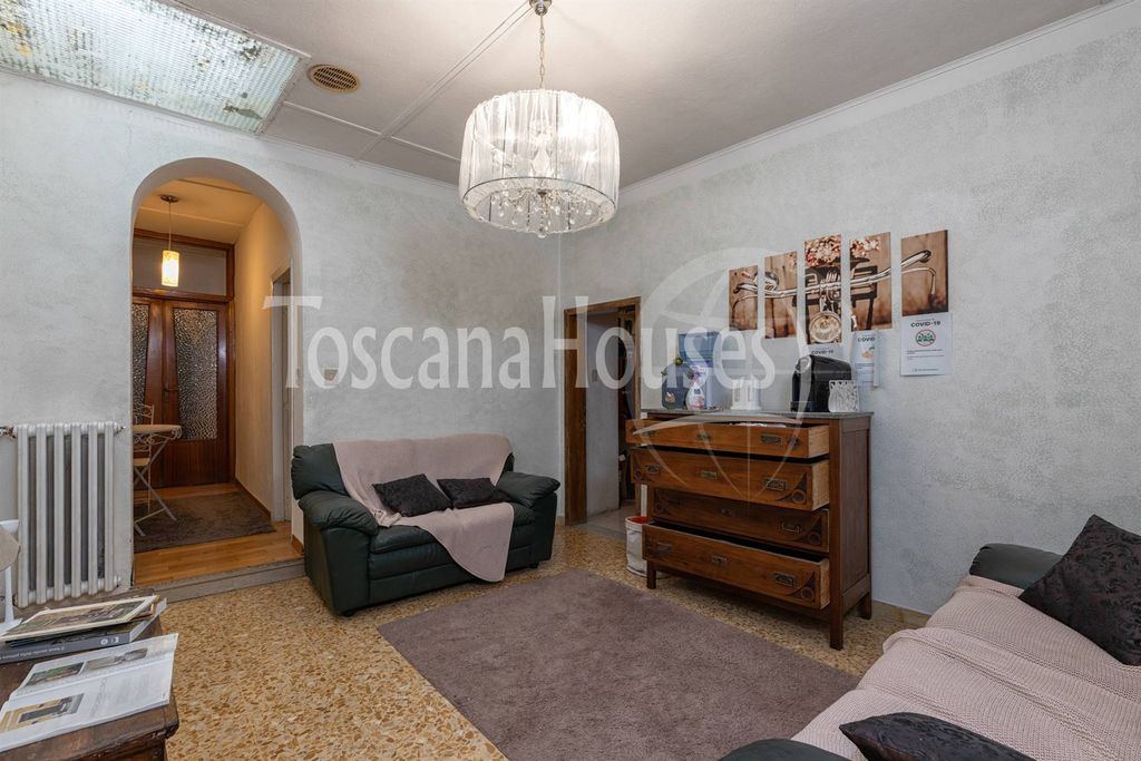 Property photo 3 of 30
