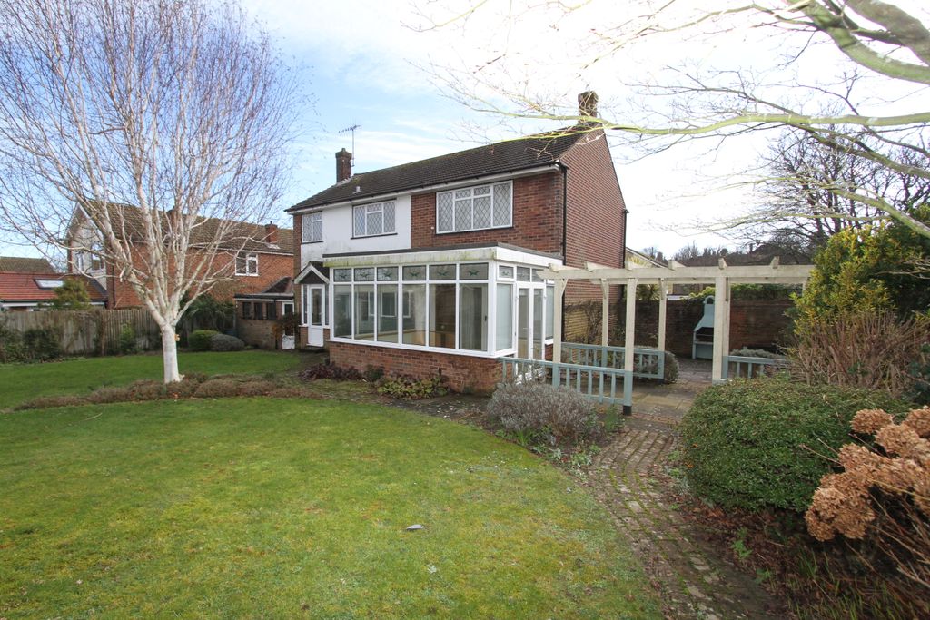 Property photo 2 of 19