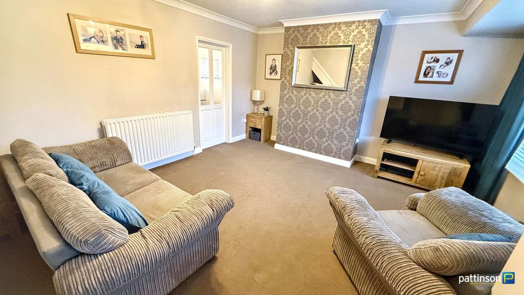 Property photo 3 of 30