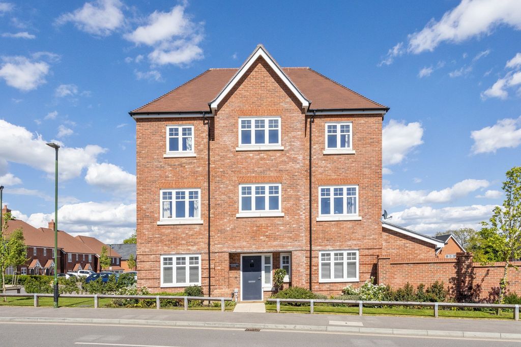 Property photo 1 of 25