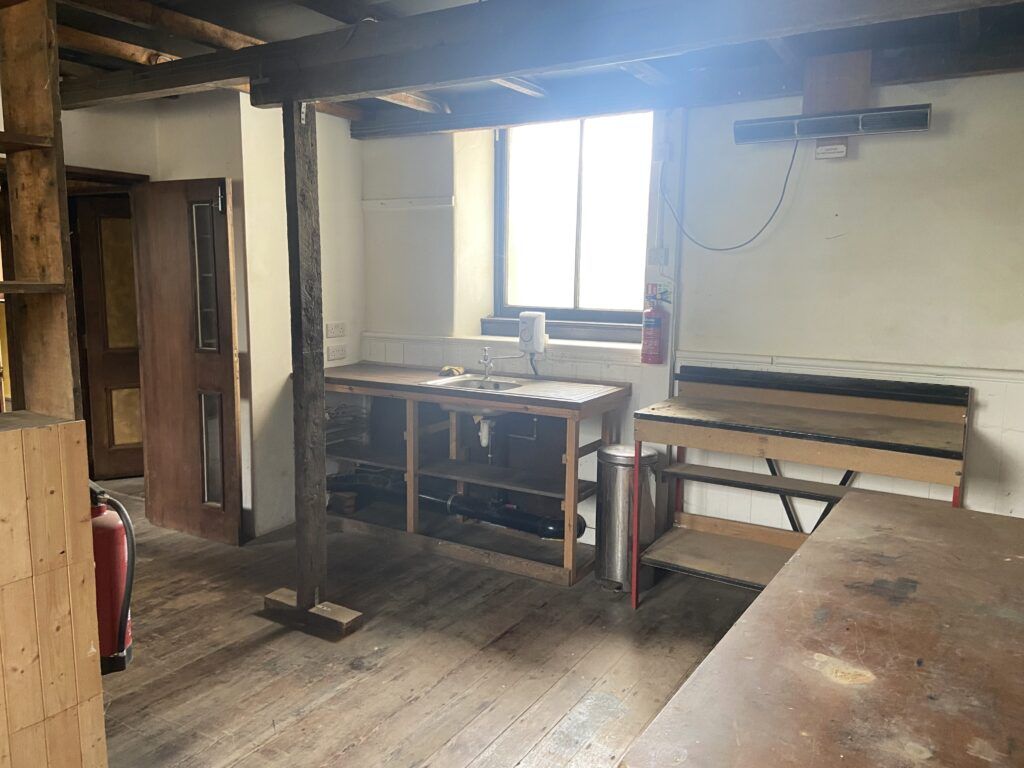 Property photo 3 of 4