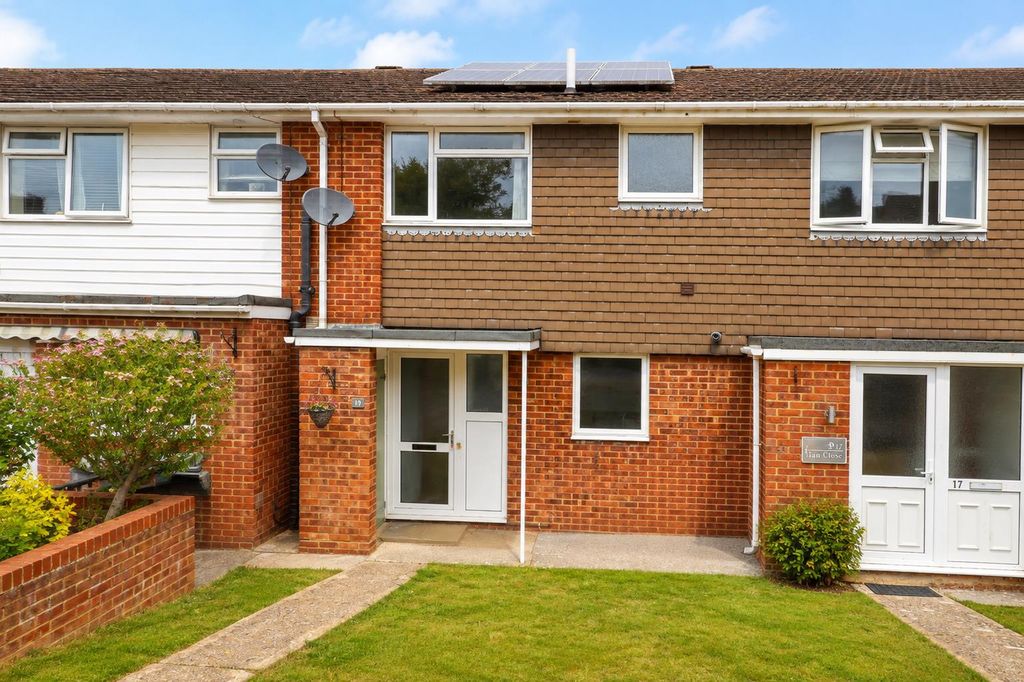 Property photo 1 of 9