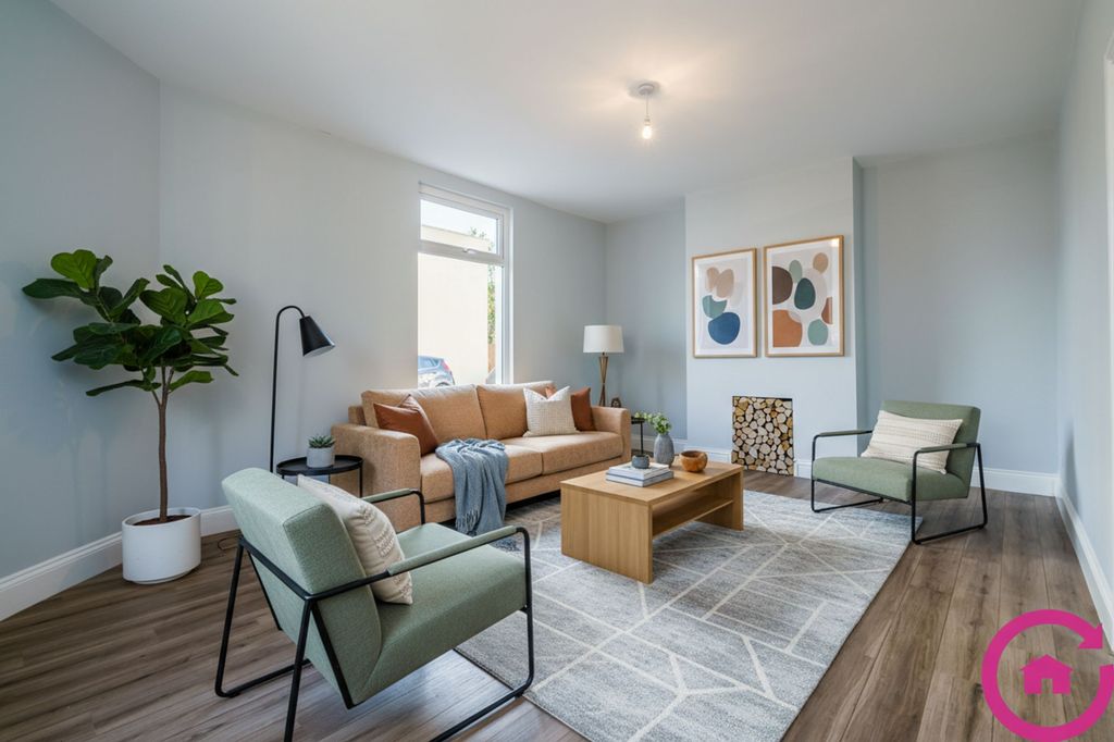 Property photo 3 of 9