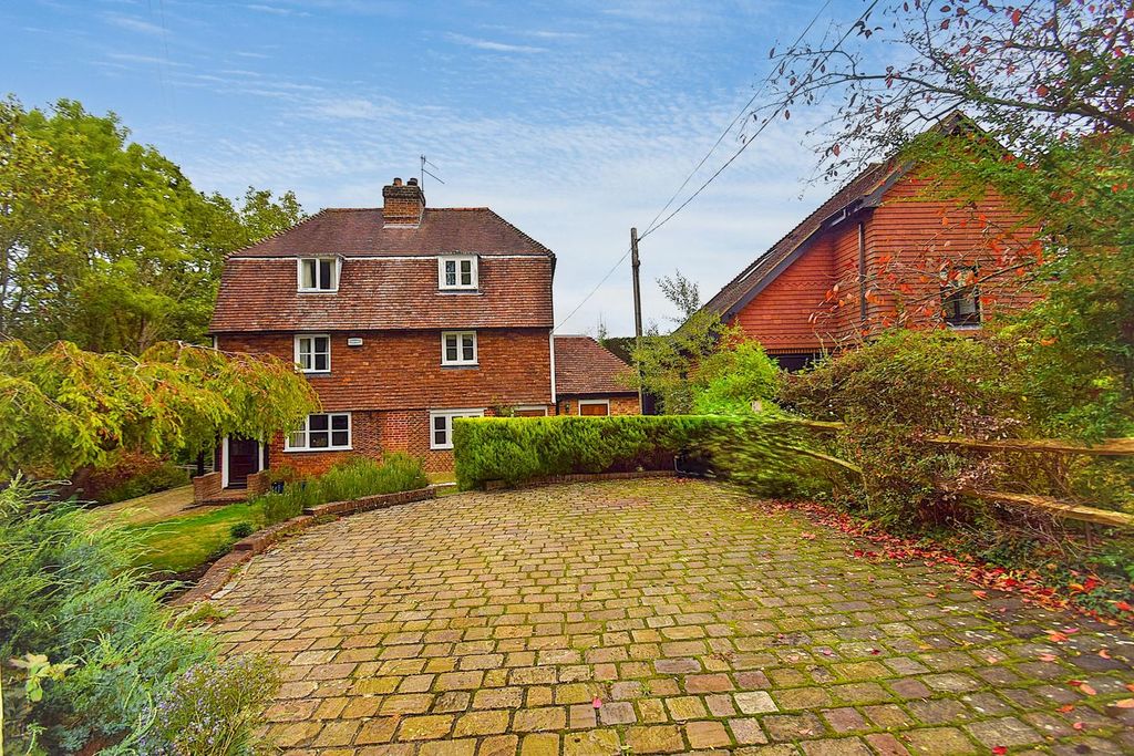 Property photo 1 of 23